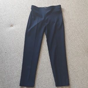 Made in Italy stretch pants, elegant fit.